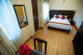 Отель Kathmandu Sunny Hotel  Катманду